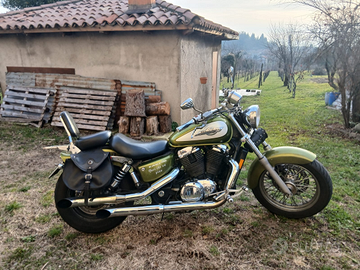 Moto honda shadow 1100cc