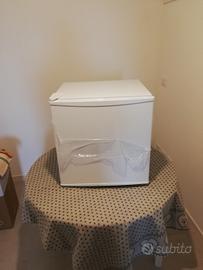 Mini frigo da campeggio