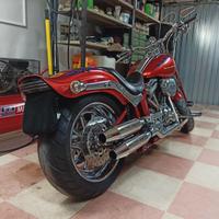 SPRINGER CVO 110 ScreaminEagle Permuto.