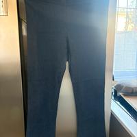 Jeans leggero con zip laterale - gamba 3/4