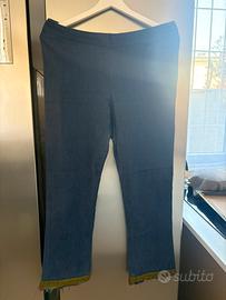 Jeans leggero con zip laterale - gamba 3/4