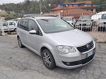 VOLKSWAGEN Touran 1.4 T.metano 7 posti