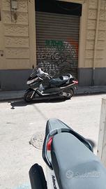 Piaggio x8
