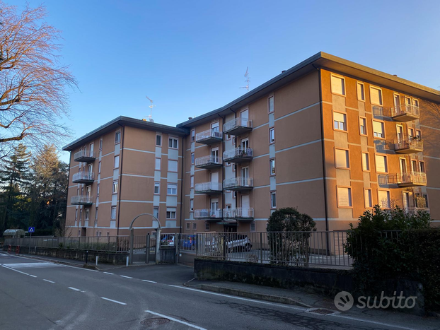 Trilocale zona residenziale Varese