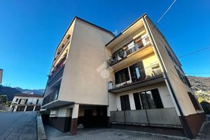 2 LOCALI A GRAVEDONA