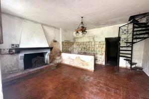 CASA SEMINDIPENDENTE A PIEDIMONTE SAN GERMANO