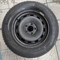 Set 4 pneumatici estivi + 4 invernali con cerchi