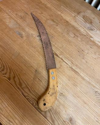 Seghetto da potatura vintage con manico in legno –
