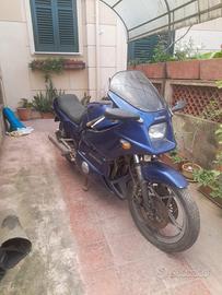Suzuki GSX 750F KATANA
