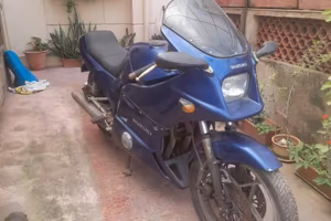 Suzuki GSX 750F KATANA
