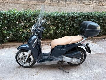 Scarabeo 125 ie 2013