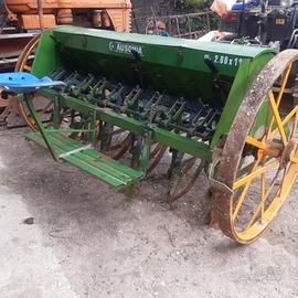 Seminatrice per cereali