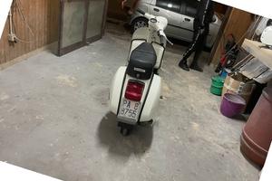 Vespa 125