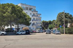 Balcone fronte pineta spiaggia rivabella 4p