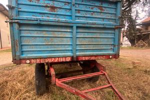 Rimorchio agricolo