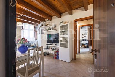 C/O V.S.M.Chiara 1º Ult.Piano Bilivelli Rifinito