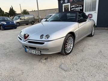 Alfa Romeo GTV Spider 2.0i 16V Twin Spark cat L