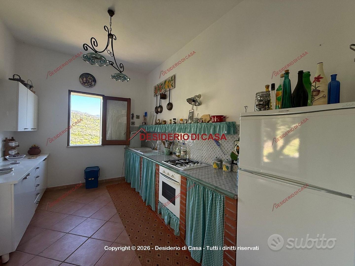 Casa, Pettineo. - Vista 5