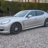 Porsche Panamera 3.0 Diesel Platinum Edition