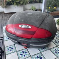 Bauletto GIVI E450 + piastra + eventuali 2 caschi