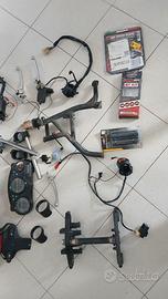 Ricambi Honda Cbr 600F e Yamaha r6 e vari