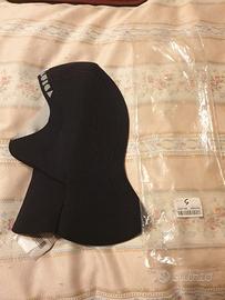 Cappuccio muta 5mm nuovo