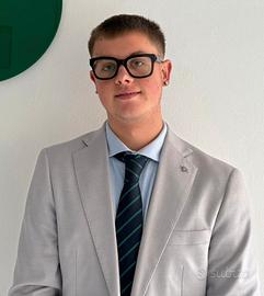Impiegato/segretario/impiegato d'ufficio