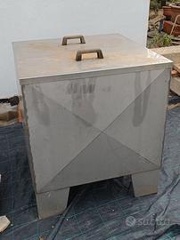 Vasca-serbatoio raccolta liquidi