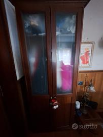 Cappottiera in legno