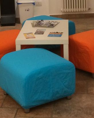Serie di n°4 POUF/sedute in  tela colorata