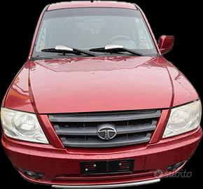 TATA XENON 4X4 COLORE BORDEAUX