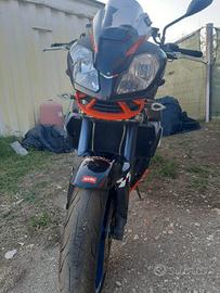 aprilia tuono 