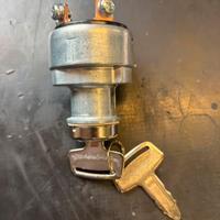 Blocco chiavi accensione macchina/trattore