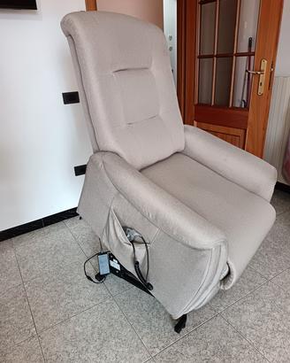 poltrona elettrica relax alza persona 