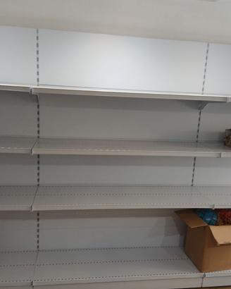 Scaffali per negozi