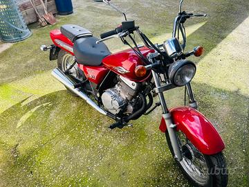 Suzuki Marauder 250