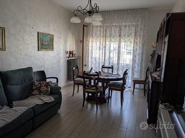 Luminoso ed ampio appartamento