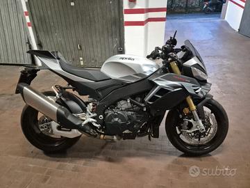 Aprilia RSV4
