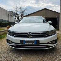 Volkswagen Passat Variant 2.0 TDI 150 CV Business