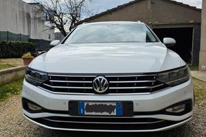 Volkswagen Passat Variant 2.0 TDI 150 CV Business