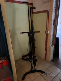 Attrezzo arrampicata 