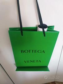 shopper Bottega Veneta + poster Gaetano Pesce