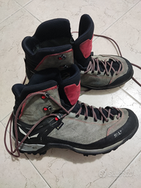 Scarpe trekking hot sale uomo salewa