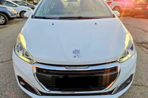 Peugeot 208 1.2, 82 cv, EURO 6, GPL, tenuta bene