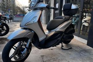 Piaggio Beverly 300 i.e. Touring