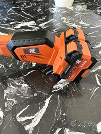 Decespugliatore a batteria