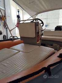 Gommone Joker Boat 440 con carrello e motore