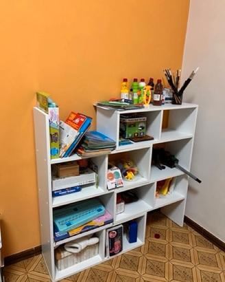 Set studio e giochi: lavagna, tavolo e mobili