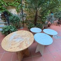 Tavoli grezzi in legno