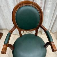 Poltrona girevole elegante stile inglese